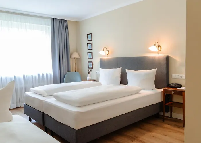 Hotel Altmünchen by Blattl
